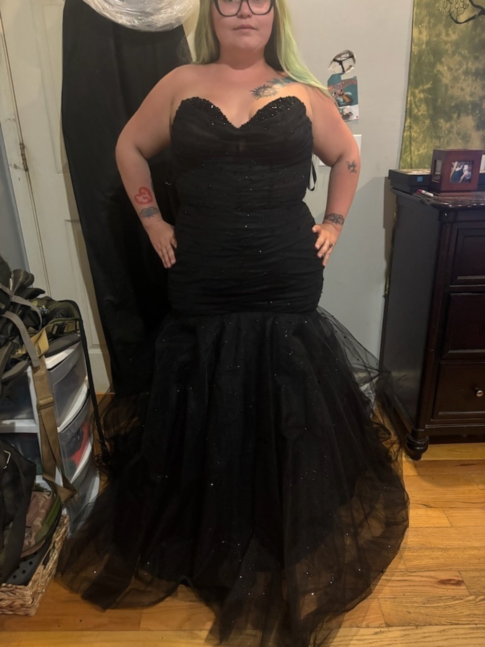 Black Strapless Mermaid Tulle Gown